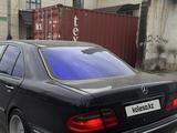 Mercedes-Benz E 320 2000 года за 5 200 000 тг. в Шымкент – фото 5