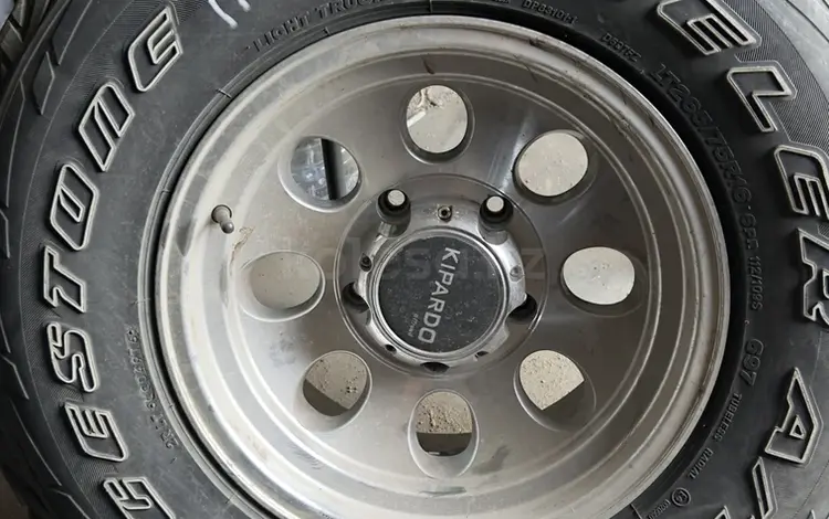 Комплект колес на Toyota Land Cruiser 105 за 450 000 тг. в Караганда