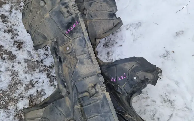 Подкрылок передний на ниссан х-трейл 31 кузов за 15 000 тг. в Алматы