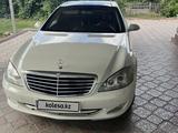 Mercedes-Benz S 500 2007 годаүшін8 000 000 тг. в Жетиген