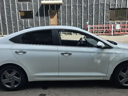 Hyundai Accent 2020 года за 7 700 000 тг. в Шымкент – фото 3