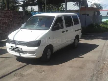 Toyota Town Ace Noah 1997 года за 1 800 000 тг. в Алматы – фото 2