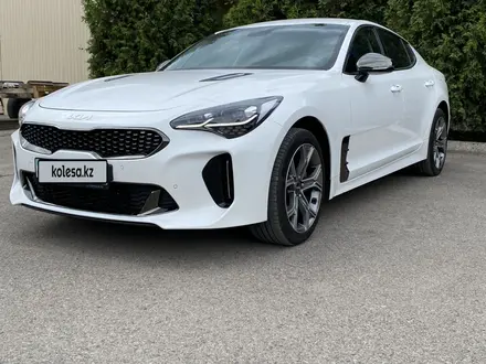 Kia Stinger 2023 года за 18 500 000 тг. в Алматы