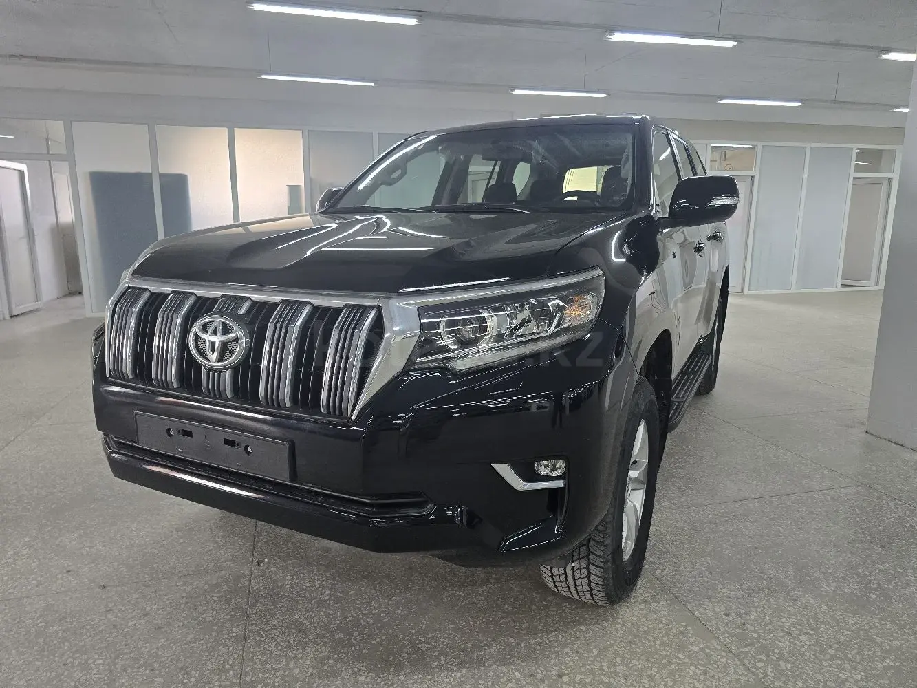 Toyota Land Cruiser Prado, 2023