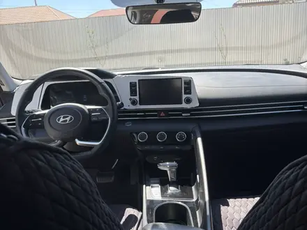 Hyundai Elantra 2024 года за 8 300 000 тг. в Атырау – фото 5