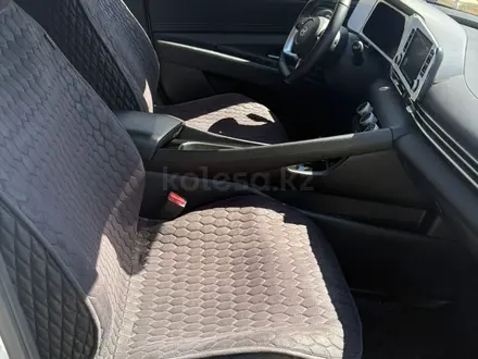Hyundai Elantra 2024 года за 8 300 000 тг. в Атырау – фото 9