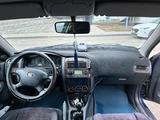 Toyota Avensis 2002 года за 3 200 000 тг. в Усть-Каменогорск – фото 4