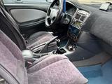 Toyota Avensis 2002 годаfor3 000 000 тг. в Усть-Каменогорск – фото 5