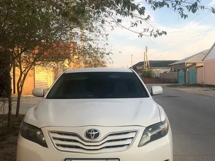 Toyota Camry 2010 года за 6 600 000 тг. в Жанаозен – фото 2