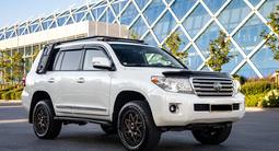 Toyota Land Cruiser 2012 года за 27 999 000 тг. в Астана
