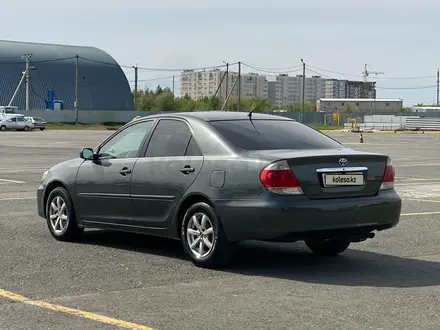 Toyota Camry 2003 года за 4 300 000 тг. в Уральск – фото 8