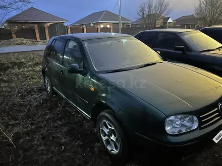 Volkswagen Golf 2000 года за 2 000 000 тг. в Уральск – фото 3