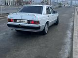 Mercedes-Benz 190 1991 года за 1 600 000 тг. в Атырау – фото 4