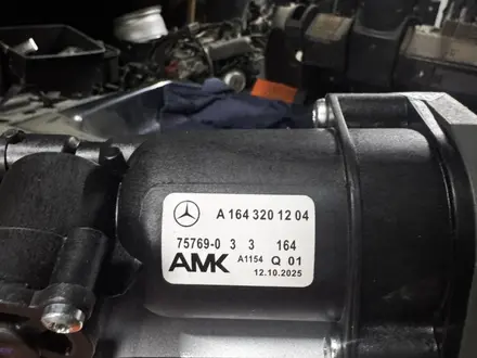 Компрессор пневмо подвески GL ML за 80 000 тг. в Алматы – фото 2