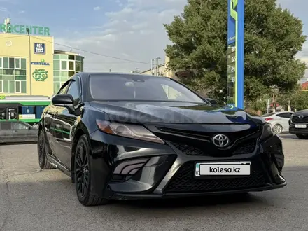 Toyota Camry 2020 года за 11 000 000 тг. в Алматы – фото 24