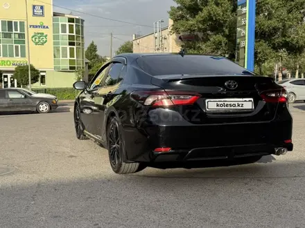 Toyota Camry 2020 года за 11 000 000 тг. в Алматы – фото 7