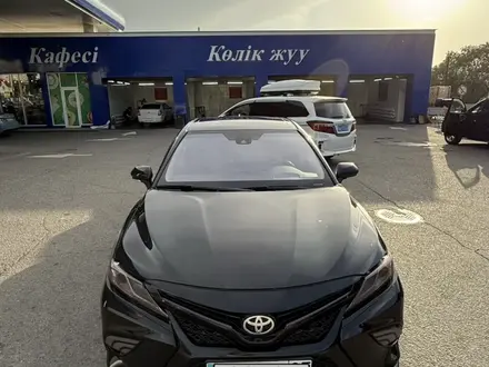 Toyota Camry 2020 года за 11 000 000 тг. в Алматы – фото 29