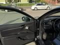Toyota Camry 2020 года за 11 000 000 тг. в Алматы – фото 30