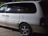 Kia Carnival 2001 годаүшін2 000 000 тг. в Сарыагаш – фото 2