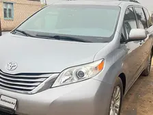 Toyota Sienna, 2015