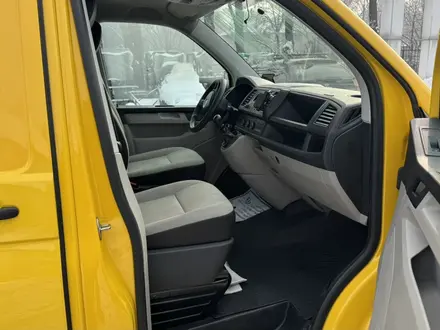 Volkswagen Transporter 2017 года за 13 500 000 тг. в Алматы – фото 5