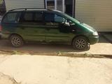 Volkswagen Sharan 1998 годаүшін1 000 000 тг. в Актобе – фото 5