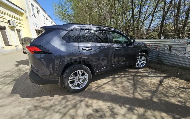 Toyota RAV4 2021 годаүшін17 000 000 тг. в Уральск