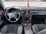 Mercedes-Benz E 280 2000 года за 4 500 000 тг. в Кызылорда – фото 2