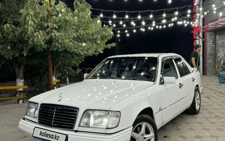 Mercedes-Benz E 320 1994 годаfor3 000 000 тг. в Шымкент