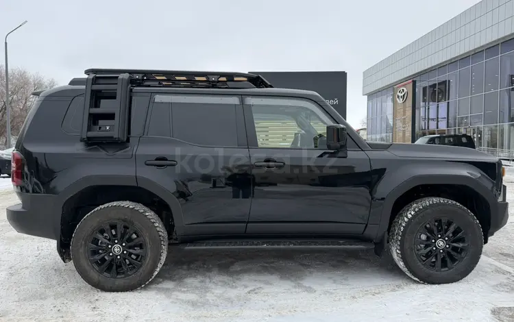 Toyota Land Cruiser Prado 2024 года за 36 000 000 тг. в Актобе