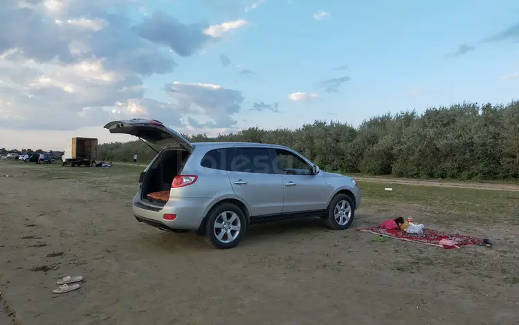 Hyundai Santa Fe 2008 года за 6 000 000 тг. в Атырау