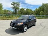 Hyundai Santa Fe 2010 года за 7 000 000 тг. в Атырау – фото 2