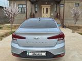 Hyundai Elantra 2020 года за 8 000 000 тг. в Шымкент – фото 3