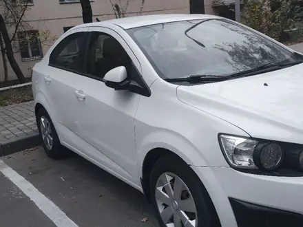 Chevrolet Aveo 2014 года за 4 900 000 тг. в Алматы – фото 5