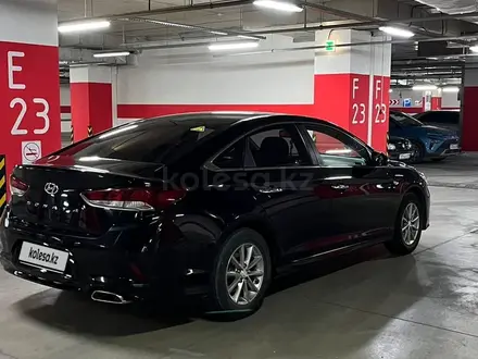 Hyundai Sonata 2019 года за 9 000 000 тг. в Тараз – фото 4