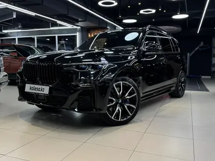 BMW X7 2021 года за 41 000 000 тг. в Алматы – фото 2