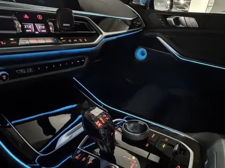 BMW X7 2021 года за 41 000 000 тг. в Алматы – фото 8