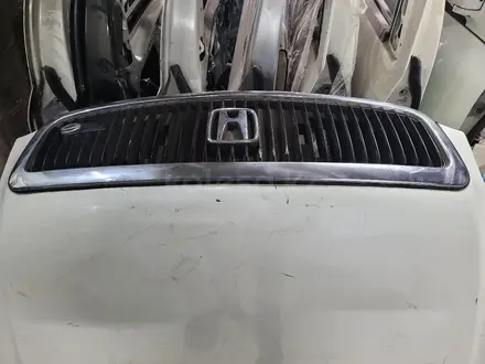 Капот Honda odisey 3.0 за 25 000 тг. в Алматы – фото 5