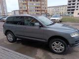 Volkswagen Touareg 2002 года за 4 500 000 тг. в Талдыкорган – фото 2