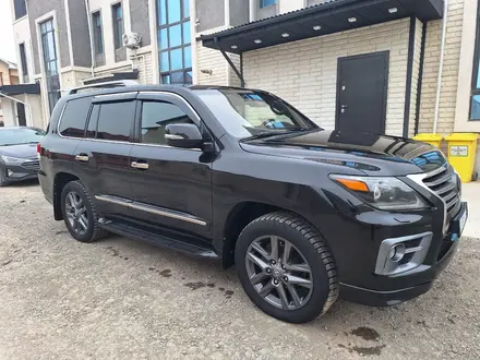 Lexus LX 570 2013 года за 26 200 000 тг. в Актау – фото 2