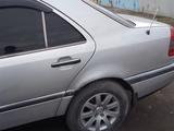 Mercedes-Benz C 220 1994 годаүшін2 000 000 тг. в Экибастуз – фото 3