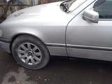 Mercedes-Benz C 220 1994 годаүшін2 000 000 тг. в Экибастуз – фото 4