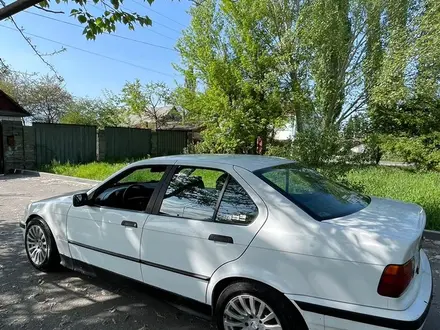 BMW 318 1994 года за 1 400 000 тг. в Алматы