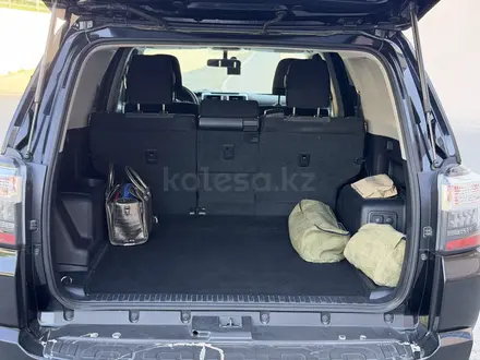 Toyota 4Runner 2017 года за 14 400 000 тг. в Актау – фото 4