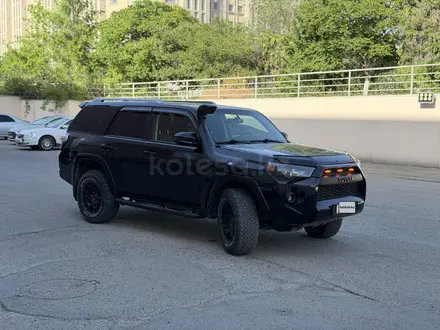 Toyota 4Runner 2017 года за 14 400 000 тг. в Актау – фото 6
