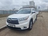 Toyota Highlander 2014 года за 15 300 000 тг. в Астана