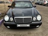 Mercedes-Benz E 230 1997 года за 2 700 000 тг. в Кокшетау – фото 4