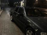 Mercedes-Benz C 180 1994 годаүшін600 000 тг. в Семей – фото 2