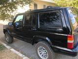 Jeep Cherokee 1999 годаүшін7 000 000 тг. в Сатпаев – фото 3