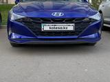 Hyundai Elantra 2023 года за 10 000 000 тг. в Астана – фото 2